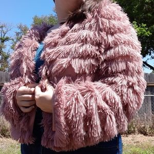 ❤VALENTINE SPECIAL❤NWT Pink Fuzzy Jacket